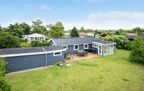 4 Bedroom Pet Friendly Home In Middelfart